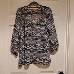 Black and white sheer 3/4 sleeve top